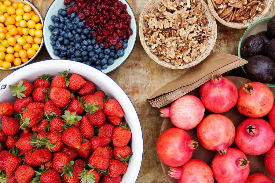 noix et fruit rouges pour l'arthrose