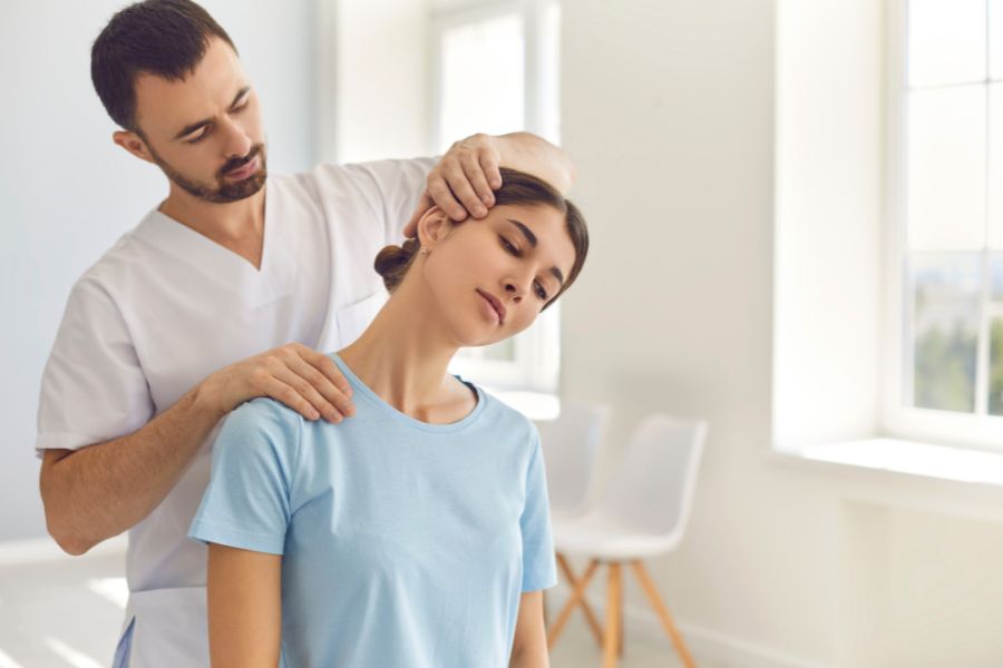 osteopathe en consultation