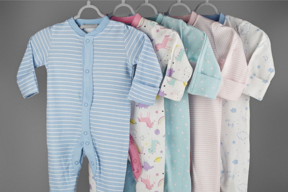 comment organiser les vêtements de bébé